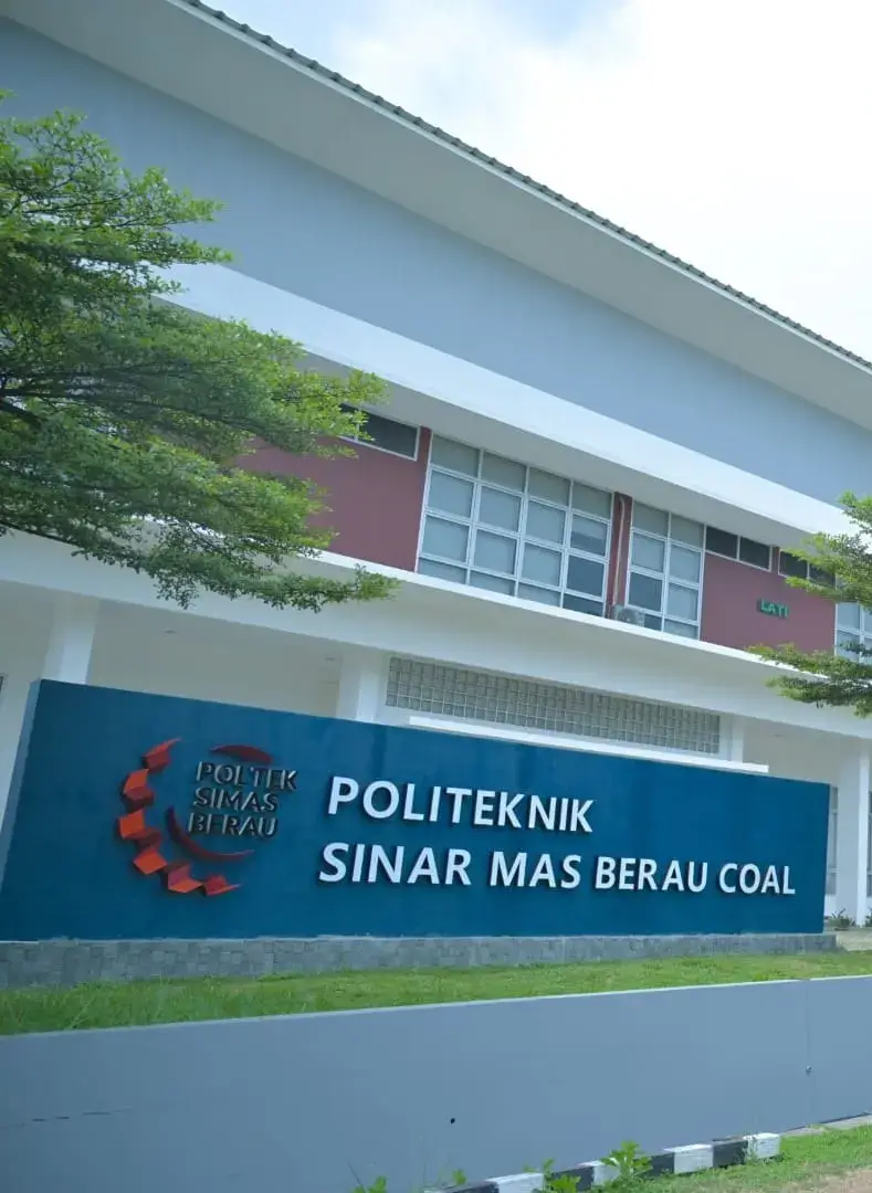 Gedung Poltek Simas Berau Compress (1)
